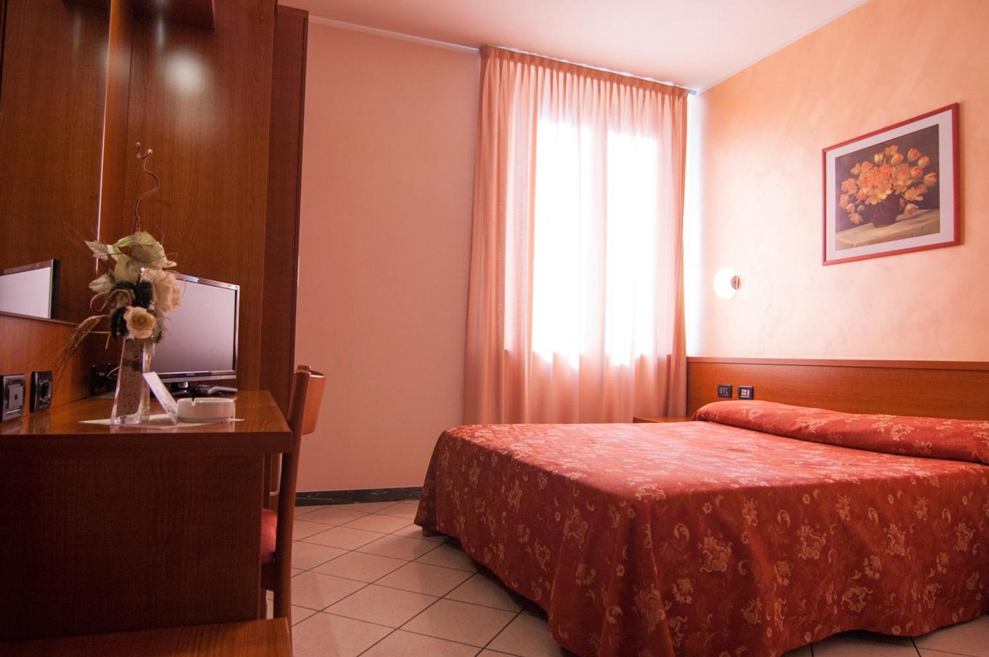 Hotel Stazione 리보르노 객실 사진