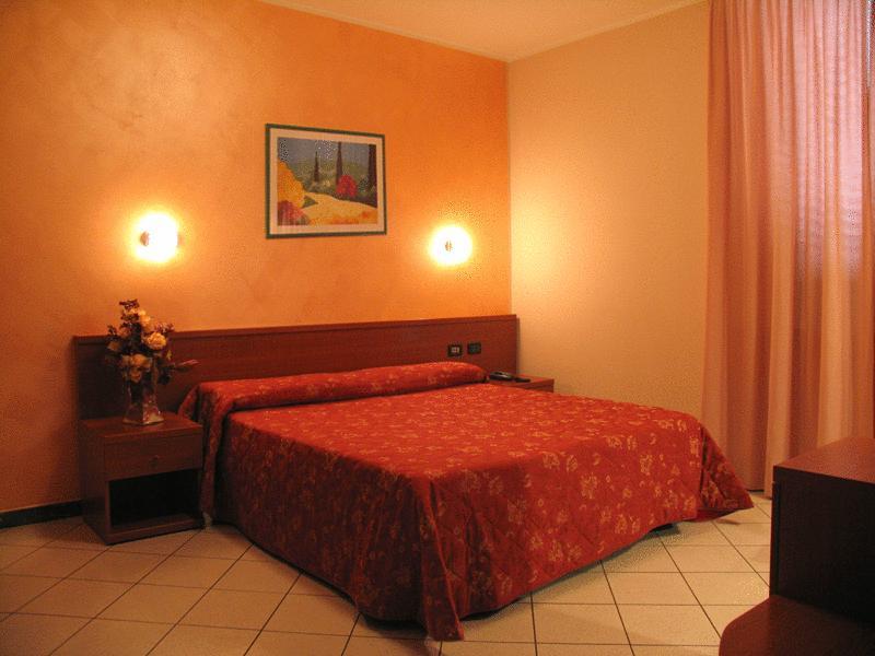Hotel Stazione 리보르노 외부 사진